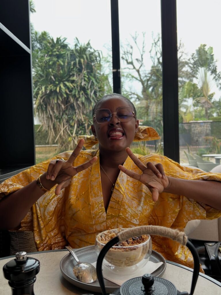 ZAMO NKOLO ALYSSA : 7 Raisons Puissantes Pour Lesquelles Cette Femme Inspirante Me Pousse à Dépasser Mes Limites ZAMO NKOLO ALYSSA créatrice de contenu digital et IA TikTok Cameroun