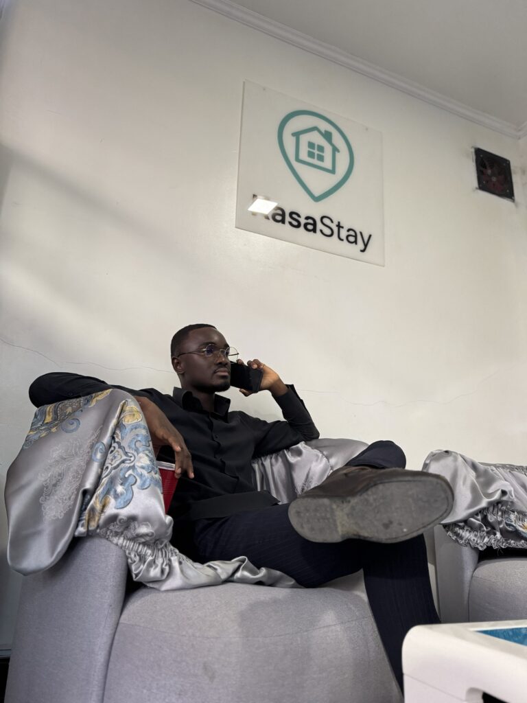 souffrir jeune pour vivre heureux adulte — ABANDA Camille auteur et expert marketing digital